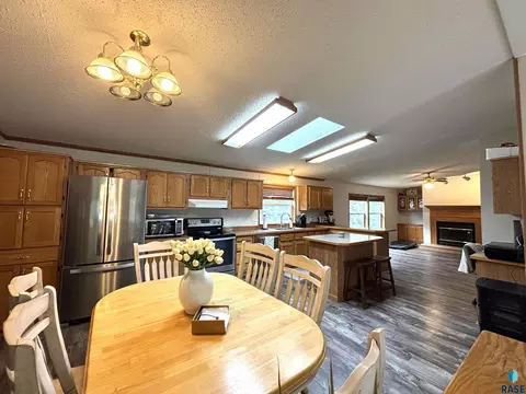 120 W 4th Ave, Miller, SD 57362 photo 12