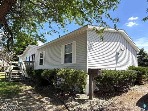 120 W 4th Ave, Miller, SD 57362 photo 30