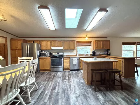 120 W 4th Ave, Miller, SD 57362 photo 10