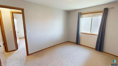 Bedroom - 302 Lilac Ave, Aurora, SD 57002 photo 4 of 21