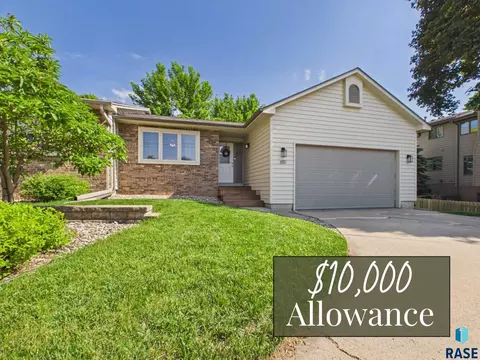 610 E 57th St, Sioux Falls, SD 57108