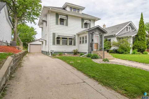1707 S Duluth Ave, Sioux Falls, SD 57105