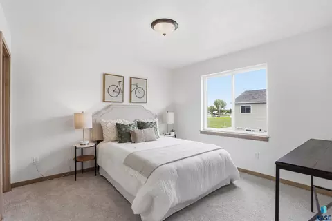 Bedroom - 3402 S Jerome Pl, Sioux Falls, SD 57106 photo 3 of 3