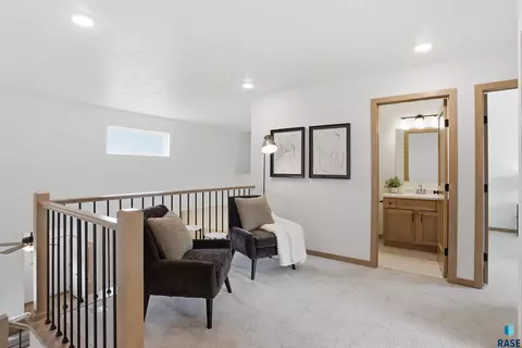 Entry Way - 3402 S Jerome Pl, Sioux Falls, SD 57106 photo 1 of 2