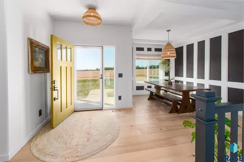 Entry Way - 9010 E 33rd St, Sioux Falls, SD 57110 photo 1 of 2