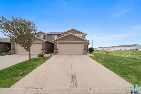 Other - 6012 S Plainside Pl, Sioux Falls, SD 57108 photo 1 of 16
