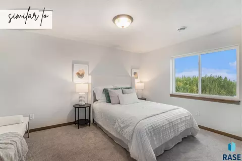 Bedroom - 8101 E 44th St, Sioux Falls, SD 57110 photo 3 of 3
