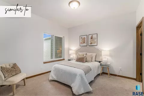 Bedroom - 8103 E 44th St, Sioux Falls, SD 57110 photo 2 of 3