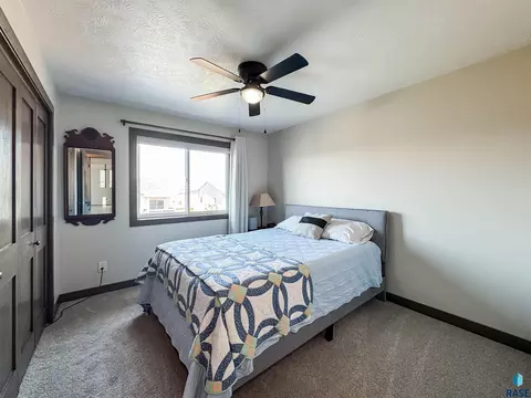 Bedroom - 5308 E 63rd St, Sioux Falls, SD 57108 photo 2 of 5