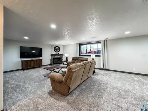 Other - 5308 E 63rd St, Sioux Falls, SD 57108 photo 4 of 9
