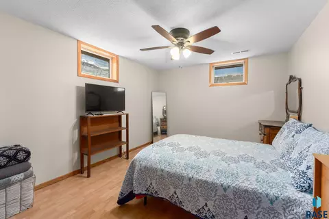 Bedroom - 108 N Maple Ave, Brandon, SD 57005 photo 2 of 6