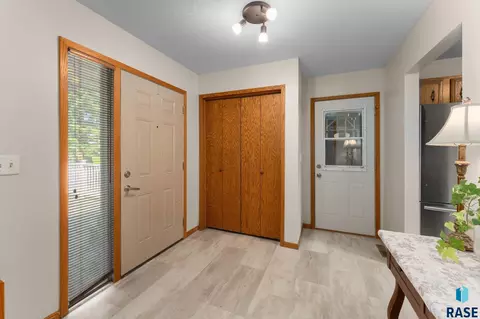 Entry Way - 108 N Maple Ave, Brandon, SD 57005 photo 1 of 3