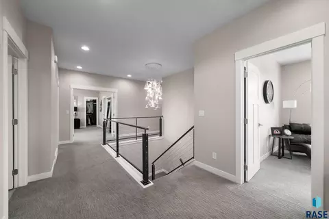 Entry Way - 2308 S Durango Dr, Sioux Falls, SD 57110 photo 5 of 7