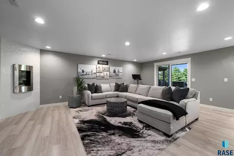 Other - 2308 S Durango Dr, Sioux Falls, SD 57110 photo 12 of 24