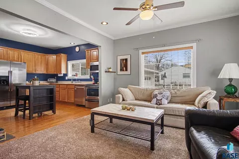 Living - 321 NW 4th St, Madison, SD 57042 photo 2 of 5
