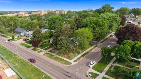View/Area - 601 E 18th St, Sioux Falls, SD 57105 photo 3 of 4