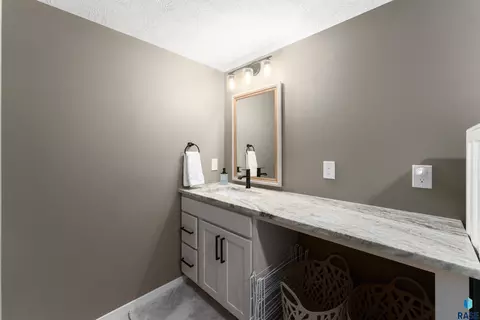 Bath - 601 E 18th St, Sioux Falls, SD 57105 photo 1 of 2