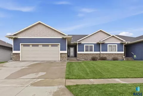 3619 S Infield Ave, Sioux Falls, SD 57110