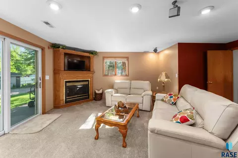 Living - 200 E 9th St, Crooks, SD 57020 photo 4 of 4