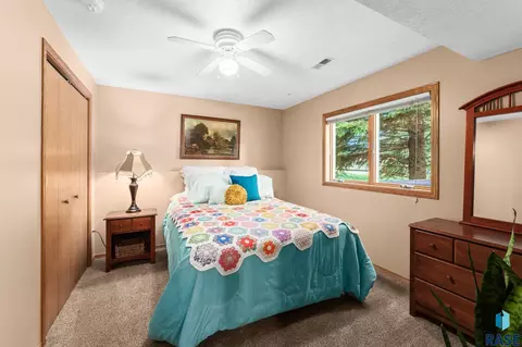 Bedroom - 200 E 9th St, Crooks, SD 57020 photo 5 of 5