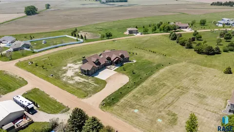 View/Area - 48290 Arrowhead Pl, Canton, SD 57013 photo 1 of 3