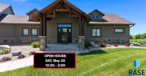 48290 Arrowhead Pl, Canton, SD 57013