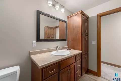 Bath - 48290 Arrowhead Pl, Canton, SD 57013 photo 7 of 9