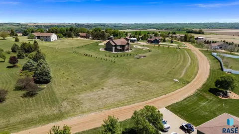 View/Area - 48290 Arrowhead Pl, Canton, SD 57013 photo 2 of 3