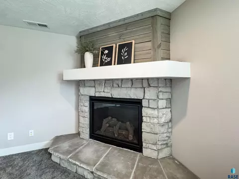 Other - 6913 E 37th St, Sioux Falls, SD 57110 photo 3 of 4