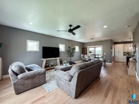 Living - 6913 E 37th St, Sioux Falls, SD 57110 photo 1 of 6