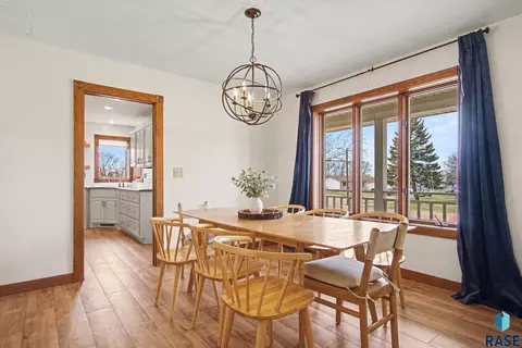 Dining - 220 S Lincoln St, Lennox, SD 57039 photo 3 of 3