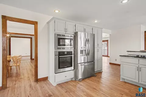 Kitchen - 220 S Lincoln St, Lennox, SD 57039 photo 2 of 6