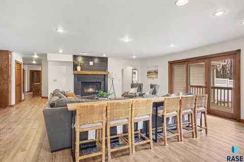 Living - 220 S Lincoln St, Lennox, SD 57039 photo 2 of 7