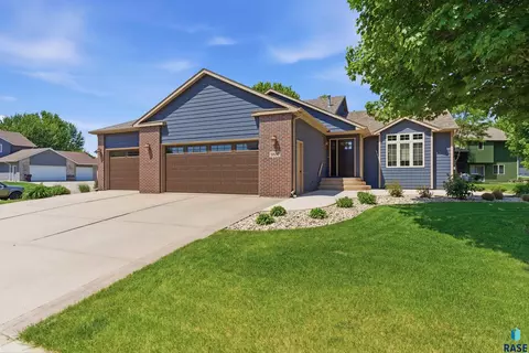 1900 E 58th St, Sioux Falls, SD 57108