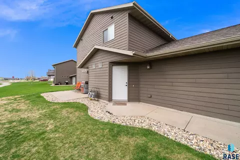 Exterior - 101 107 Denver Pl, Tea, SD 57064 photo 20 of 22