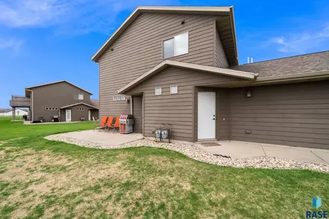 Exterior - 101 107 Denver Pl, Tea, SD 57064 photo 19 of 22