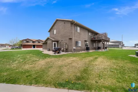 Exterior - 101 107 Denver Pl, Tea, SD 57064 photo 9 of 22