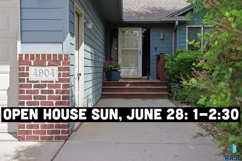 4904 E Tiger Lilly St, Sioux Falls, SD 57110