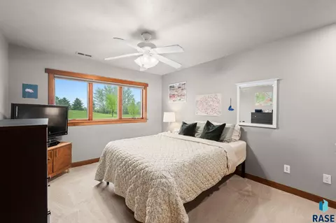 Bedroom - 46650 Dakota St, Tea, SD 57064 photo 5 of 10