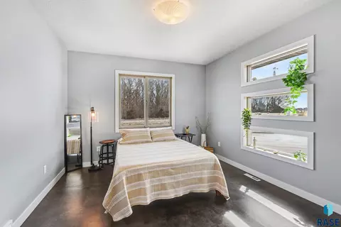 47866 244th St, Dell Rapids, SD 57022 photo 15