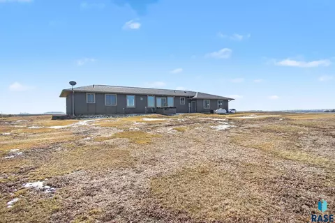 47866 244th St, Dell Rapids, SD 57022 photo 35