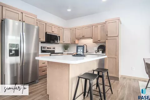 Kitchen - 5722 E Avett Pl, Sioux Falls, SD 57108 photo 1 of 3