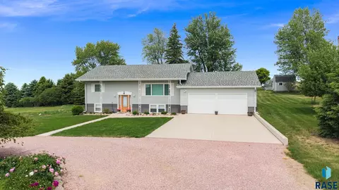 Other - 924 Dows St, Garretson, SD 57030 photo 12 of 18