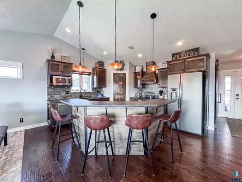 Kitchen - 25785 Frederick Cir, Renner, SD 57055 photo 1 of 4