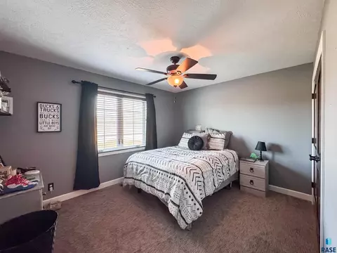 Bedroom - 25785 Frederick Cir, Renner, SD 57055 photo 6 of 8