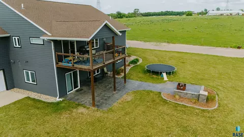 Exterior - 25785 Frederick Cir, Renner, SD 57055 photo 3 of 4