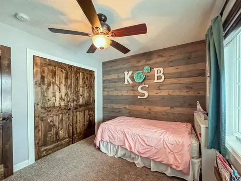 Bedroom - 25785 Frederick Cir, Renner, SD 57055 photo 5 of 8