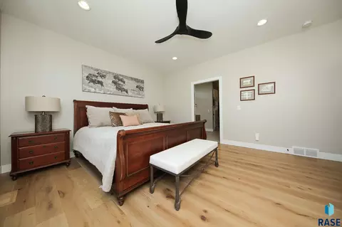 Bedroom - 6704 E Spitfire Cir, Sioux Falls, SD 57110 photo 2 of 6