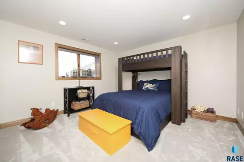 Bedroom - 6704 E Spitfire Cir, Sioux Falls, SD 57110 photo 3 of 6