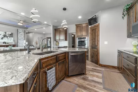 Kitchen - 8401 E Roughlock St, Sioux Falls, SD 57110 photo 8 of 10